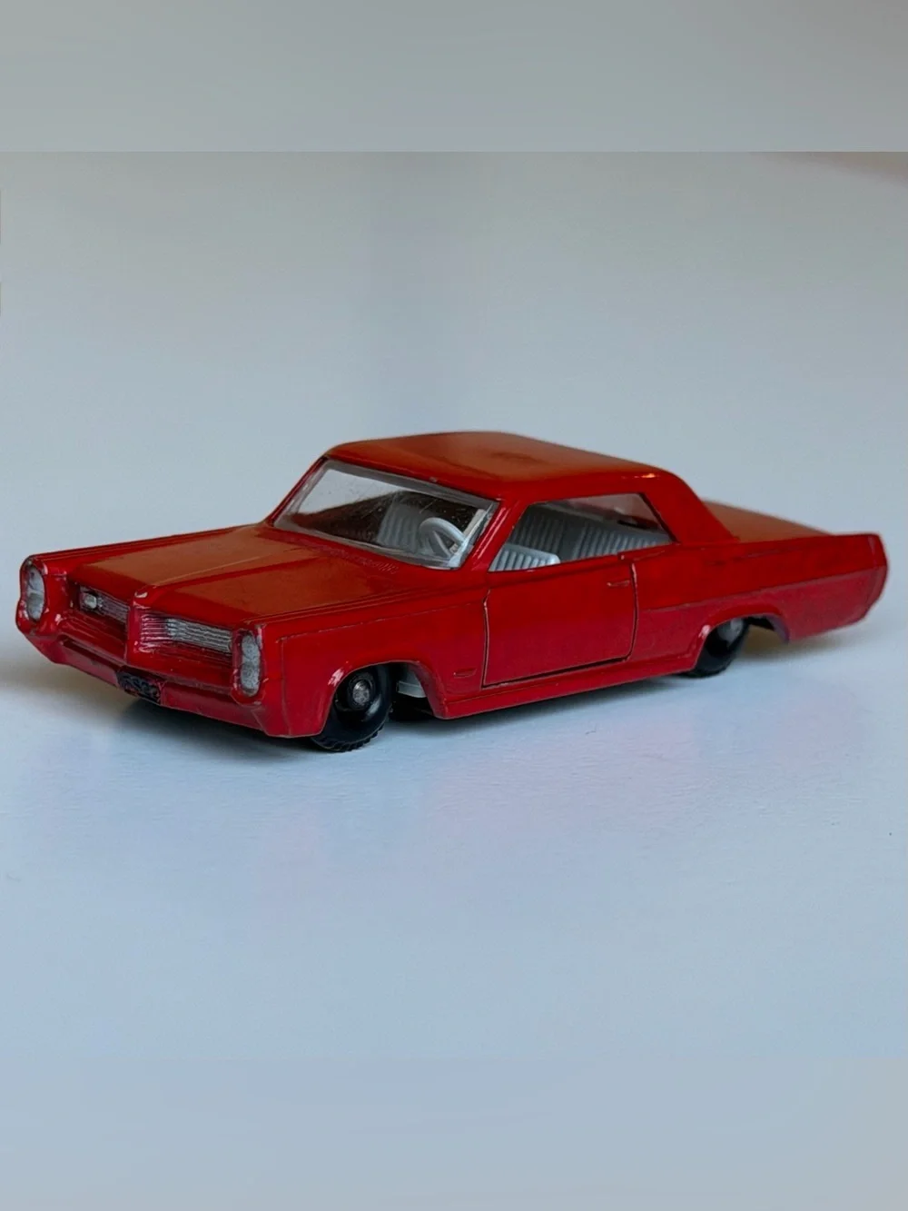 Vintage Lesney Matchbox No. 22 Pontiac Grand Prix GP Sports Coupe Red England